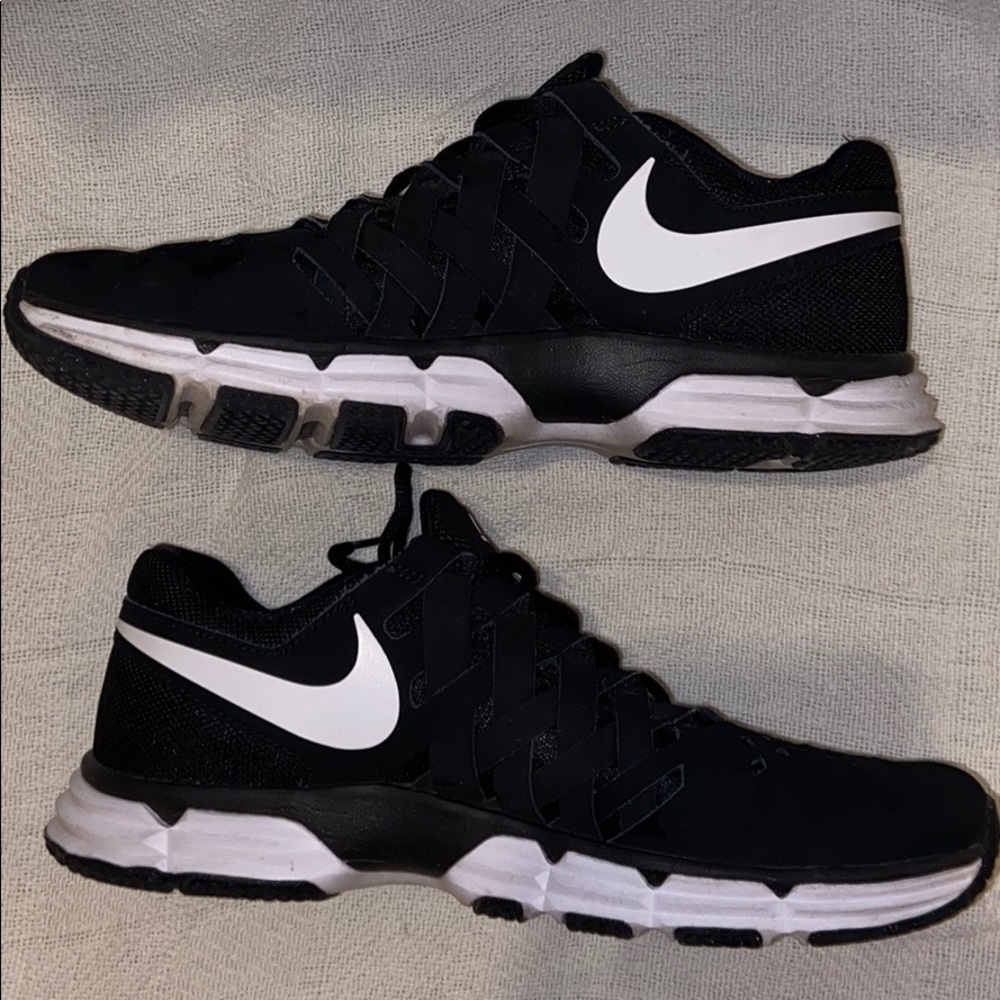 Men’s Lunar Fingertrap Nike Trainer tennis shoes